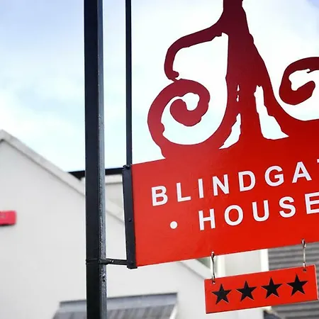 Blind Gate House *