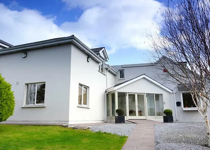 Konukevi Blind Gate House *